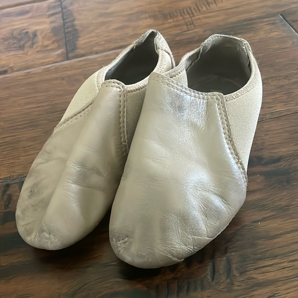 Bloch's "Neo-Flex" slip-on jazz shoe *size 10.5*